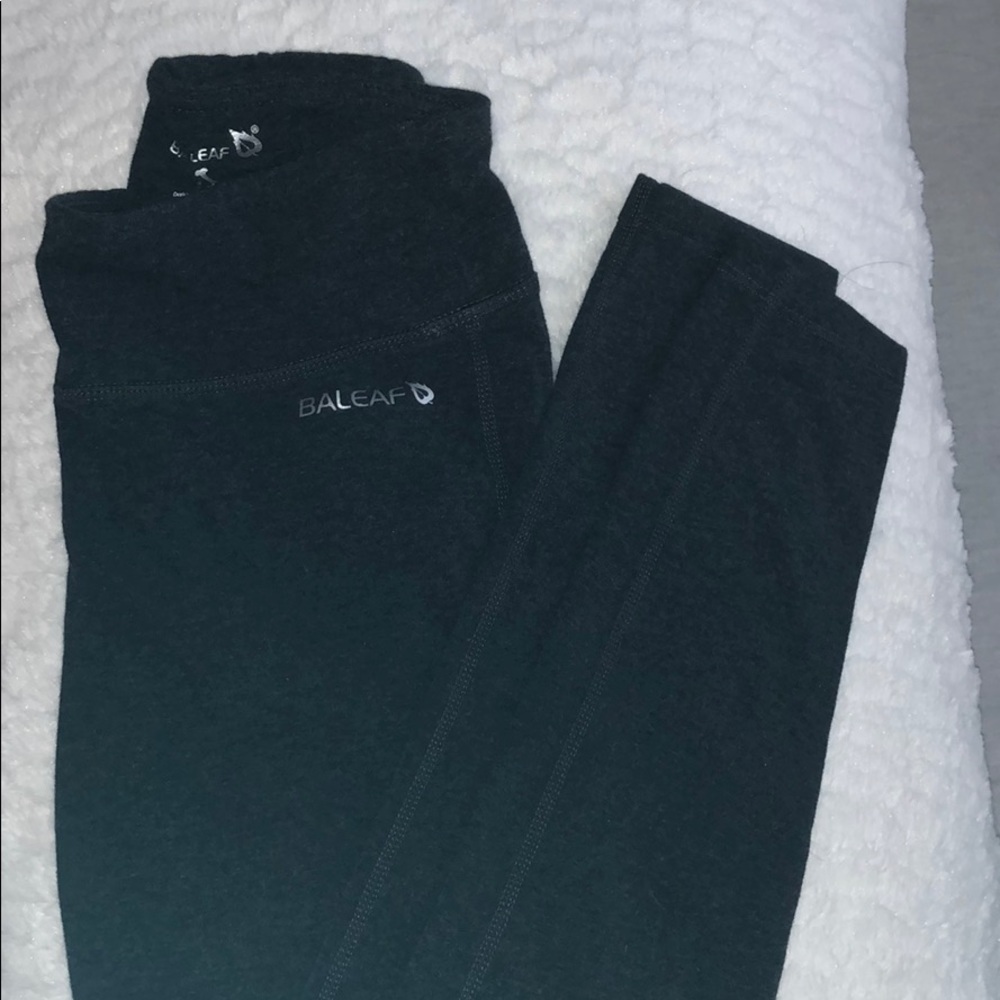 grey leggings